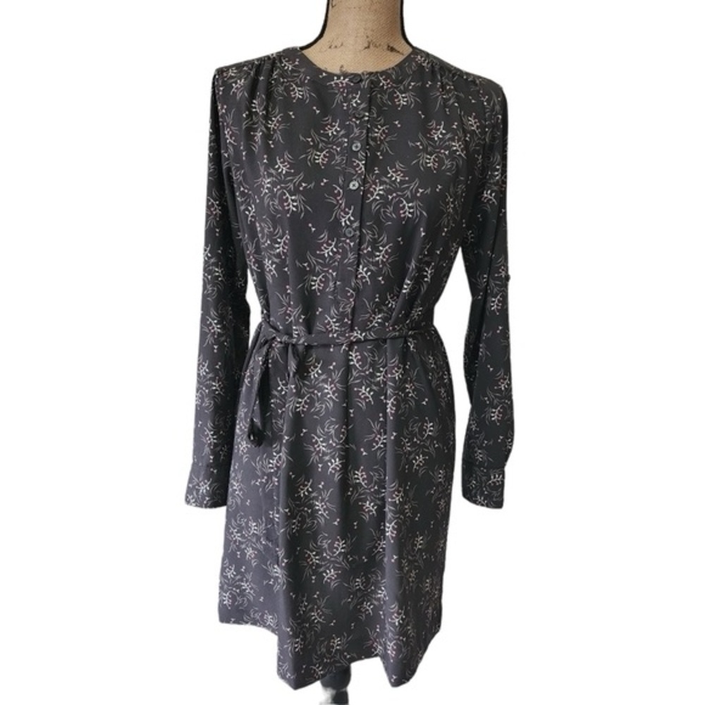 New without tags LOFT Outlet long sleeve belt tie floral dress